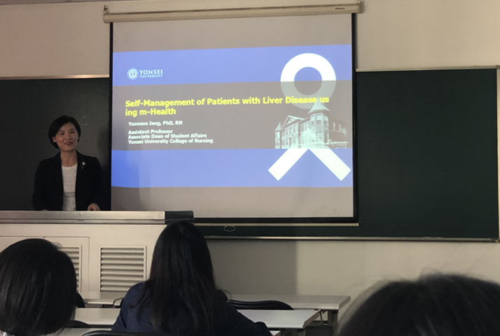 seminar照片_副本.jpg